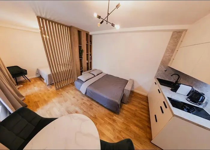Stylish In The Center Apartament